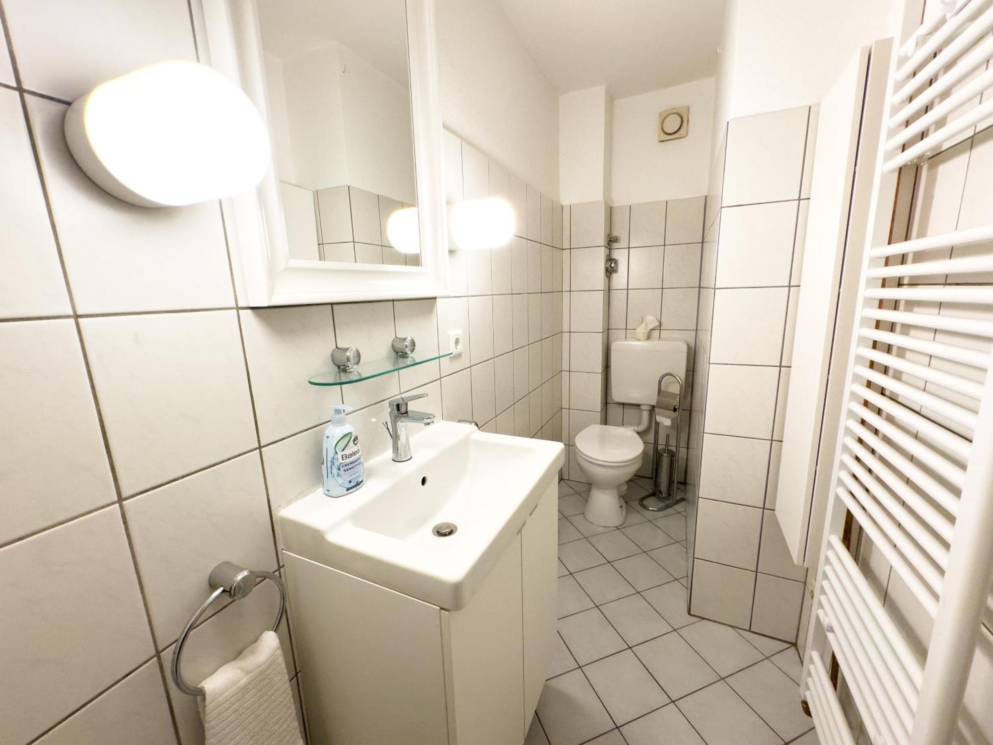 Schoene Wohnung Fuer 4 Gaeste An Der Eilenriede Mit Kostenlosen Parkplaetzen Hannover Exterior photo
