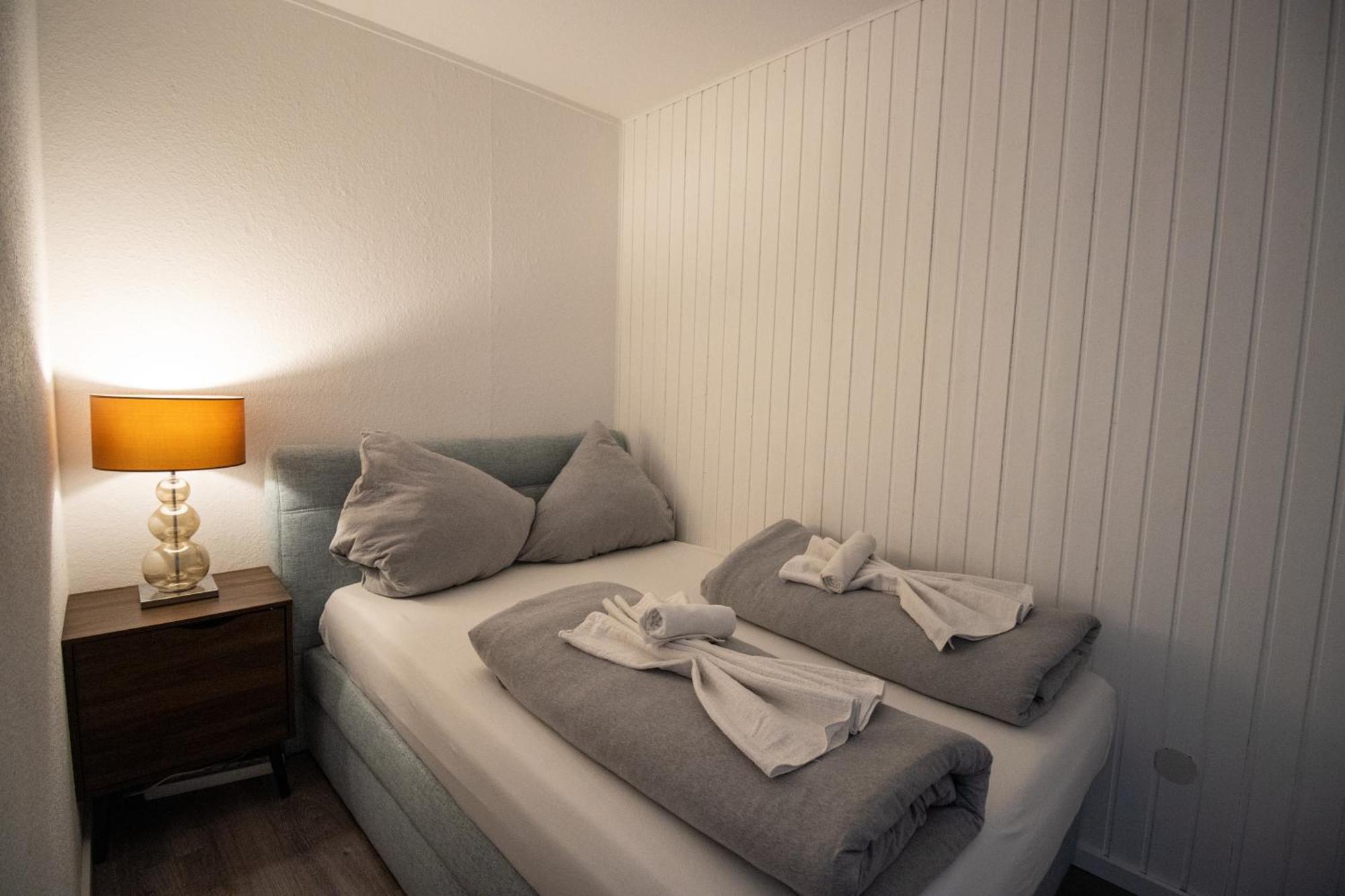 Schoene Wohnung Fuer 4 Gaeste An Der Eilenriede Mit Kostenlosen Parkplaetzen Hannover Exterior photo