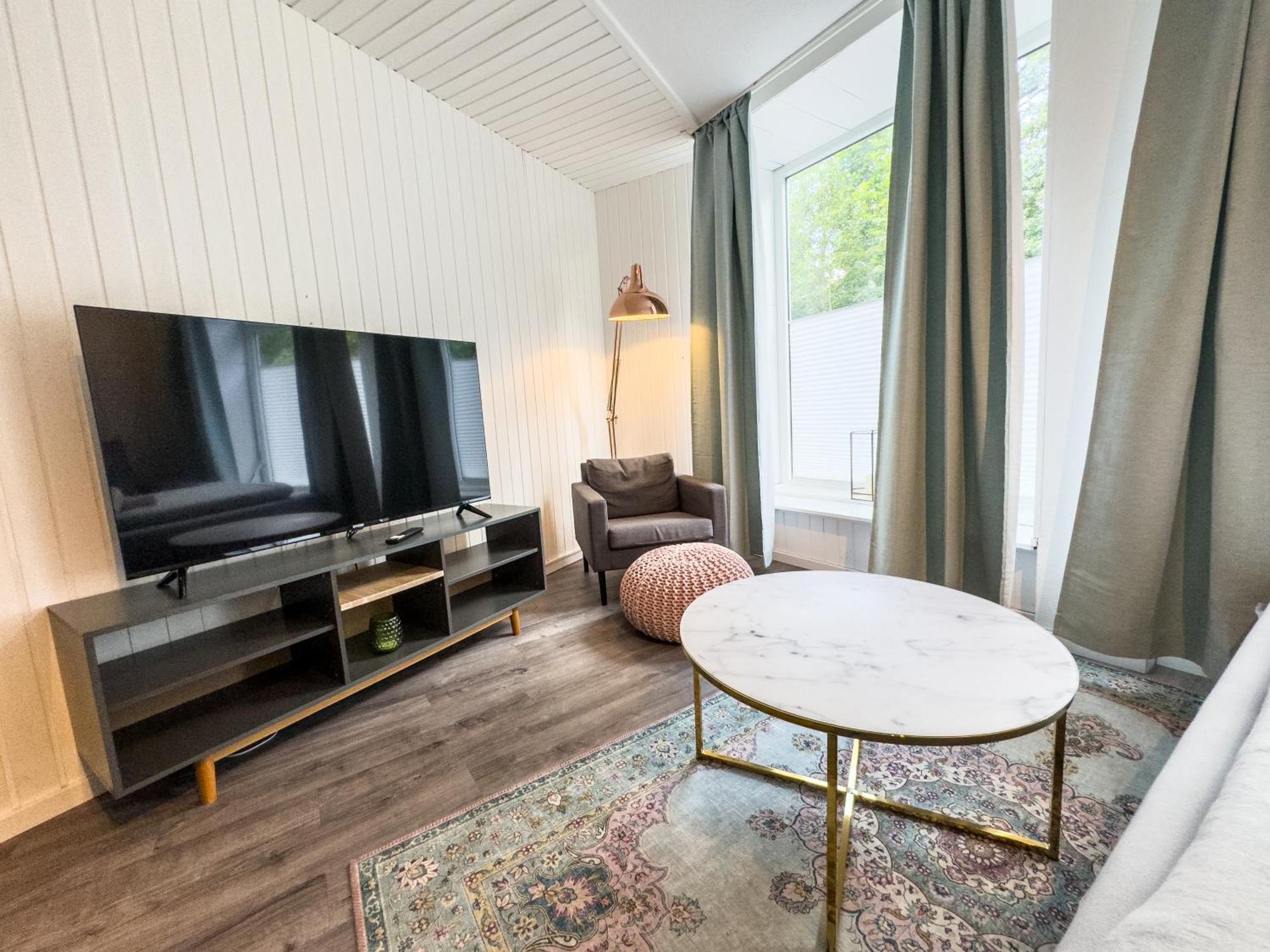 Schoene Wohnung Fuer 4 Gaeste An Der Eilenriede Mit Kostenlosen Parkplaetzen Hannover Exterior photo